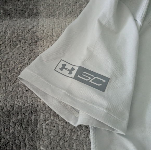 Under Armour Steph Curry Men Small Runnnng Short Sleeve Hoody 042025 - Picture 8 of 8